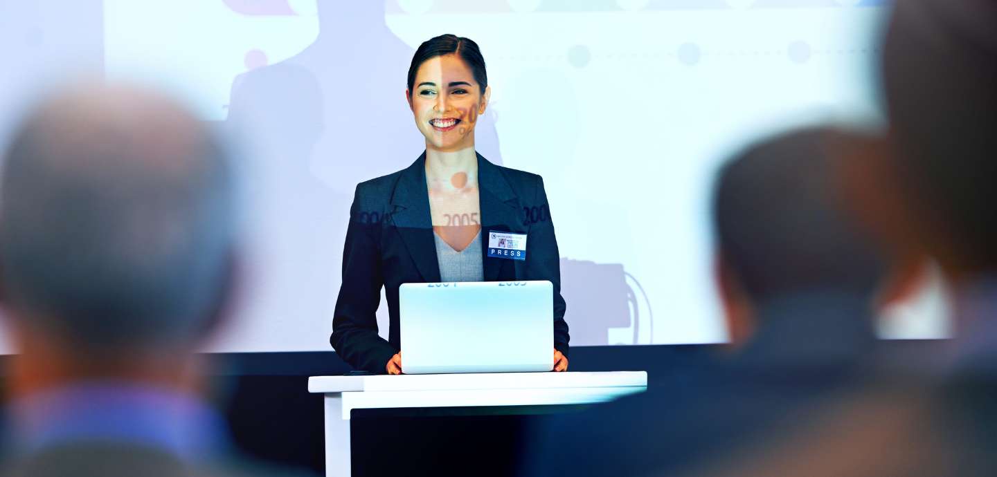 LinkedIn’s New Slideshow Header: 5 Creative Ways Job Seekers Can Use This Feature to Stand Out